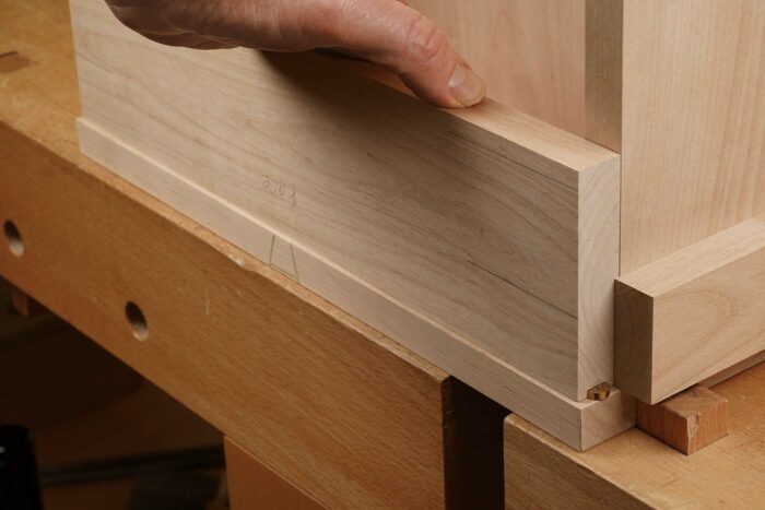 Presto. Push the setup block against the case and the end block, then slide it down firmly against the case bottom