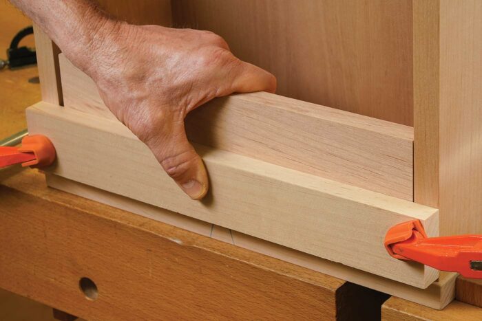 Register the setup block against the alignment board and the shim, and press down firmly